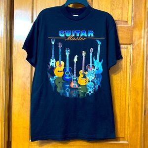 Men’s Black Guitar Tee Shirt Medium